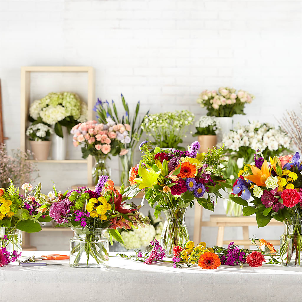 Bold & Bright – A Florist Original – Secret Garden By Leo, Chicago IL