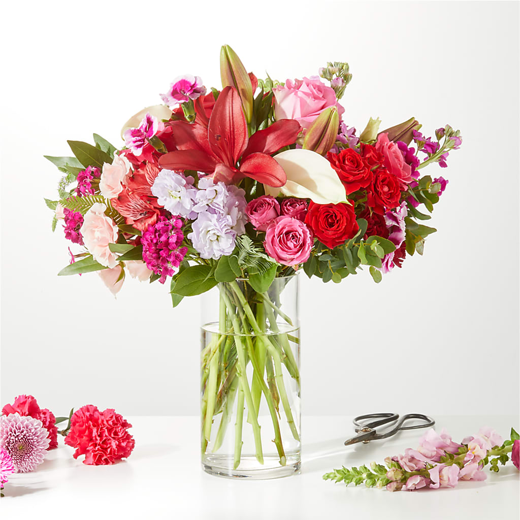 Swooning Over You - A Luxury Florist Original – Secret Garden By Leo, Chicago IL