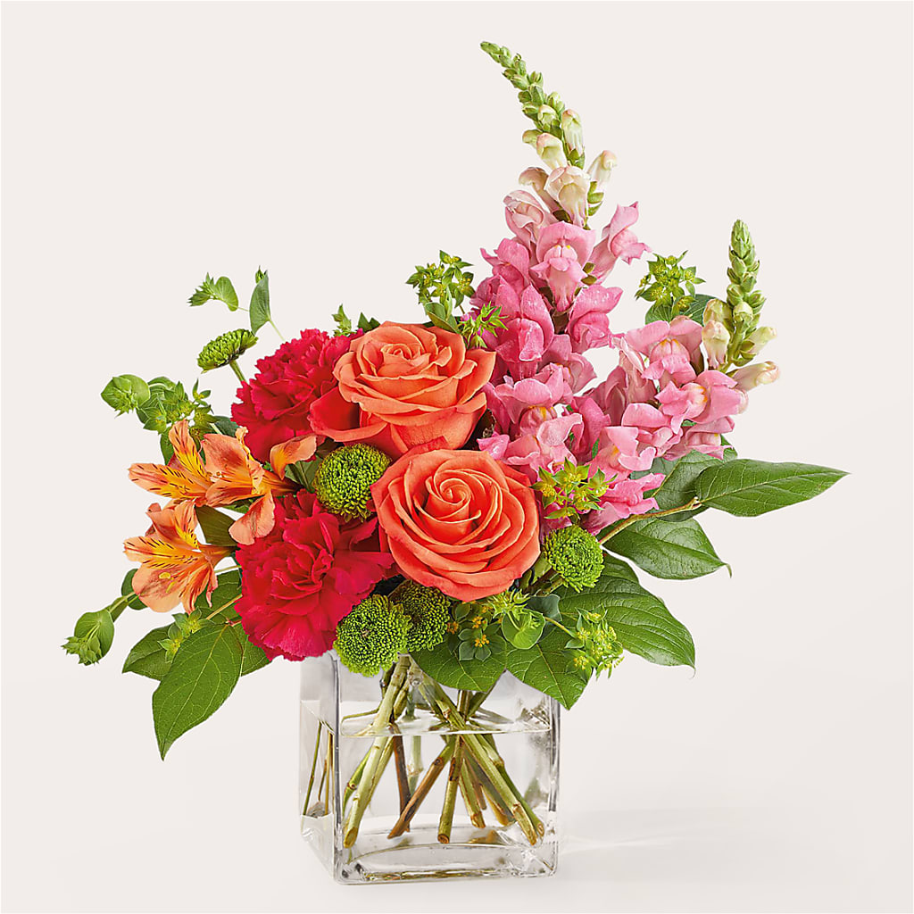 Cosmopolitan Bouquet – Secret Garden By Leo, Chicago IL