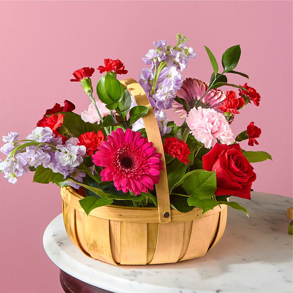 Pink Picnic Basket – Secret Garden By Leo, Chicago IL