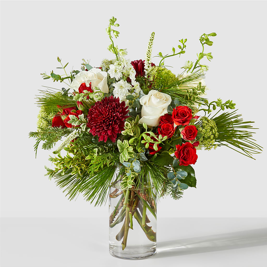 Favorite Traditions Bouquet – Secret Garden By Leo, Chicago IL
