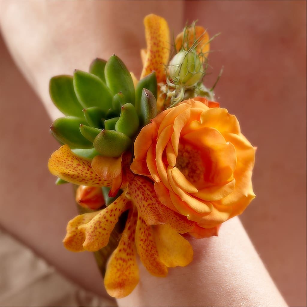 Irresistible Love Wrist Corsage – Secret Garden By Leo, Chicago IL