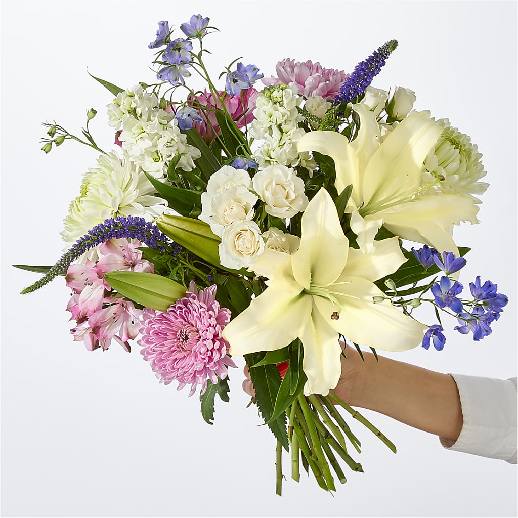 Winter Celebration Bouquet –  Secret Garden By Leo, Chicago IL