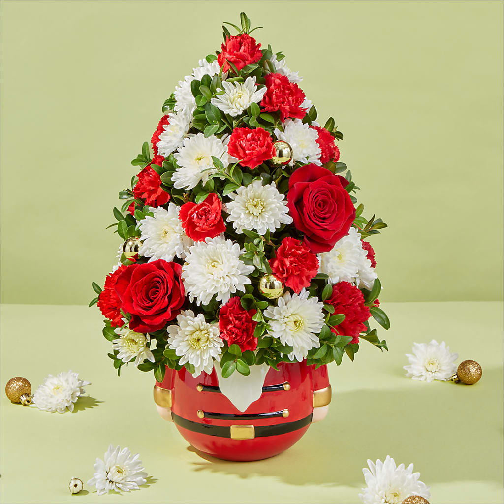 Royal Nutcracker Tree –  Secret Garden By Leo, Chicago IL