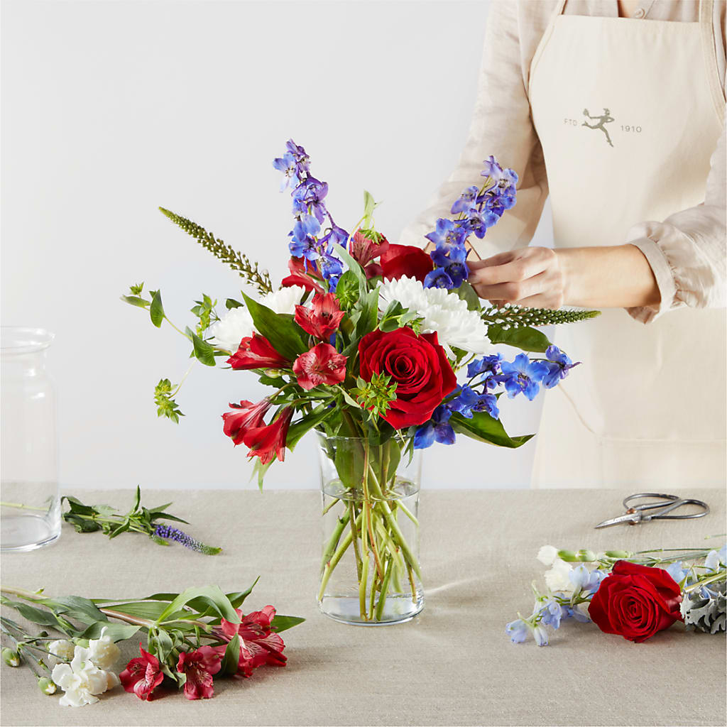 Star Spangled - A Florist Original –  Secret Garden By Leo, Chicago IL
