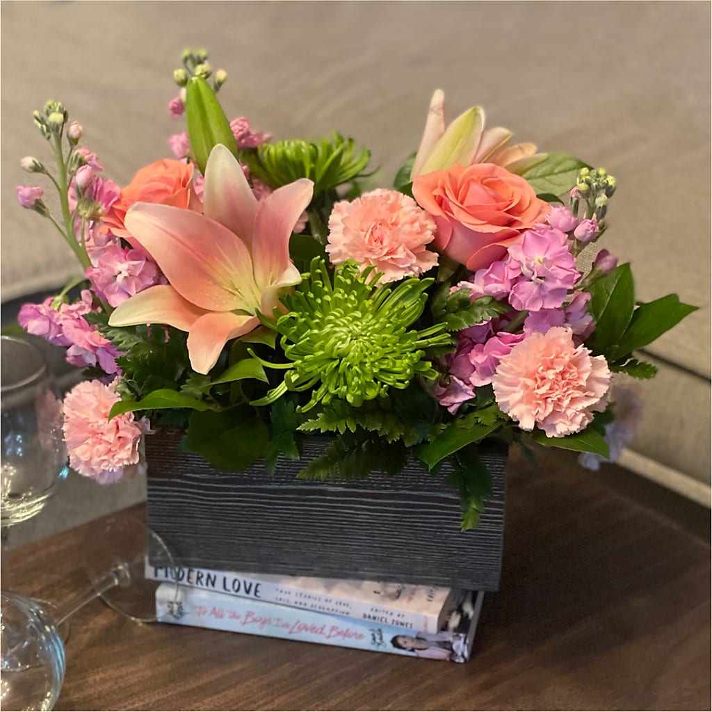 Beautiful Spirit Basket –  Secret Garden By Leo, Chicago IL