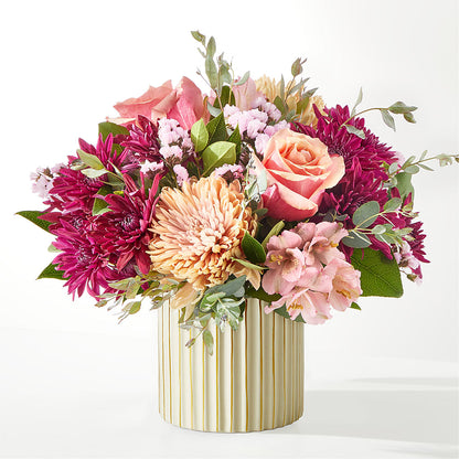 Berry Cobbler Bouquet with Ivory Vase –  Secret Garden By Leo, Chicago IL