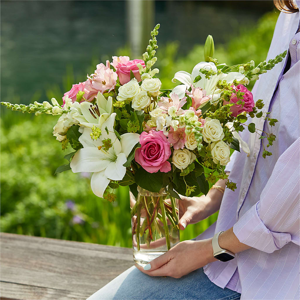 Fondly Bouquet –  Secret Garden By Leo, Chicago IL