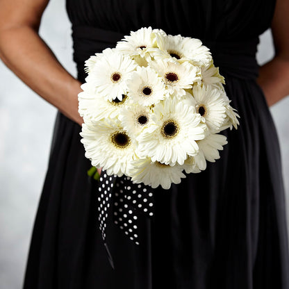 Daisy Delight Bouquet –  Secret Garden By Leo, Chicago IL